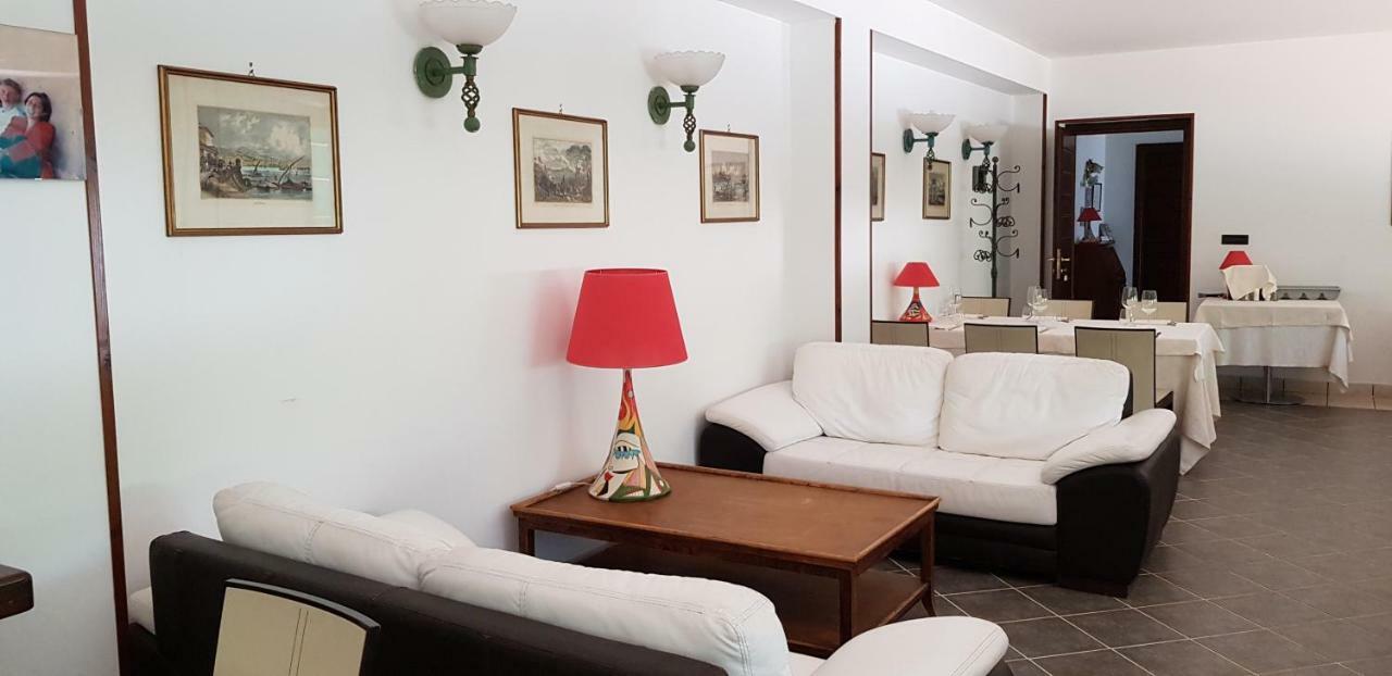 Agriturismo Ricciardelli Villa Contrada  Dış mekan fotoğraf